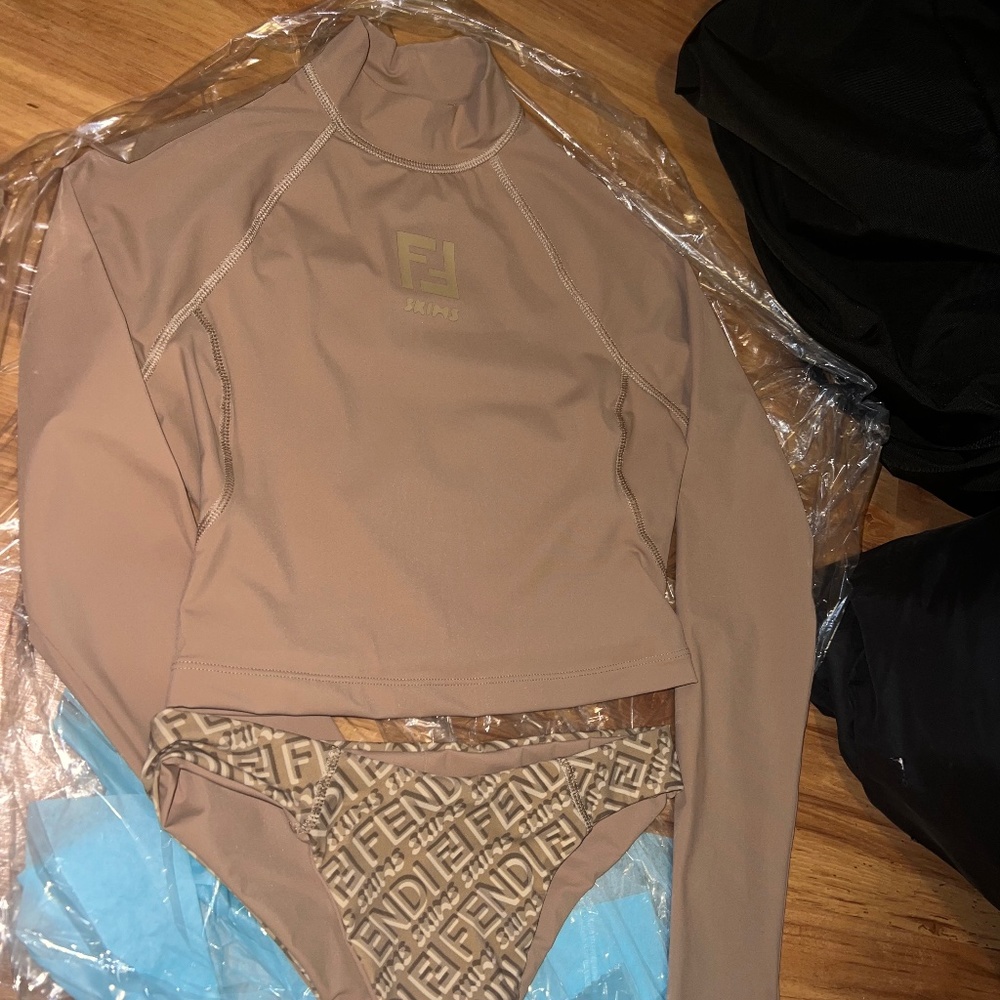 SKIMS x FENDI SWIM SET - SIZE:SMALL - Picture 1 of 6